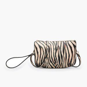 NWT Jen & Co Mila Monogramable Clutch Crossbody In Tiger Print